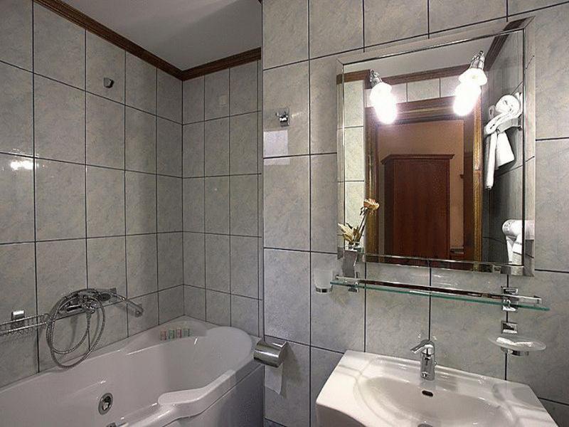 Egnatia Hotel Ioannina Luaran gambar