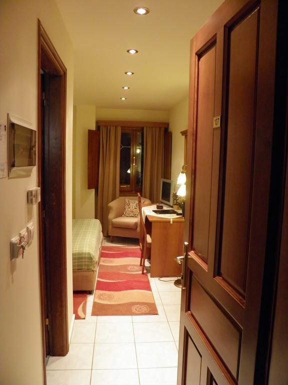 Egnatia Hotel Ioannina Bilik gambar